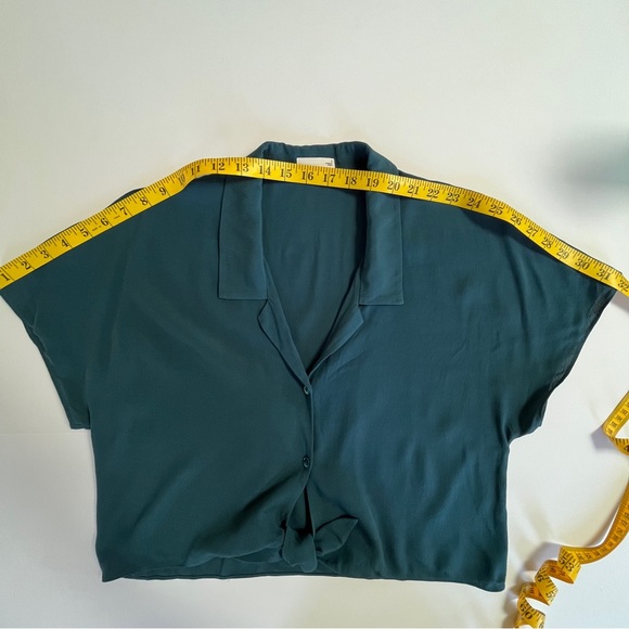Aritzia WILFRED FREE⎮The Tie-Front Blouse⎮cropped button front⎮dark teal blue⎮S - Picture 9 of 16